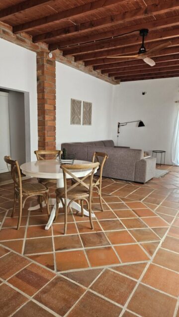 Cosy Corner Apartment